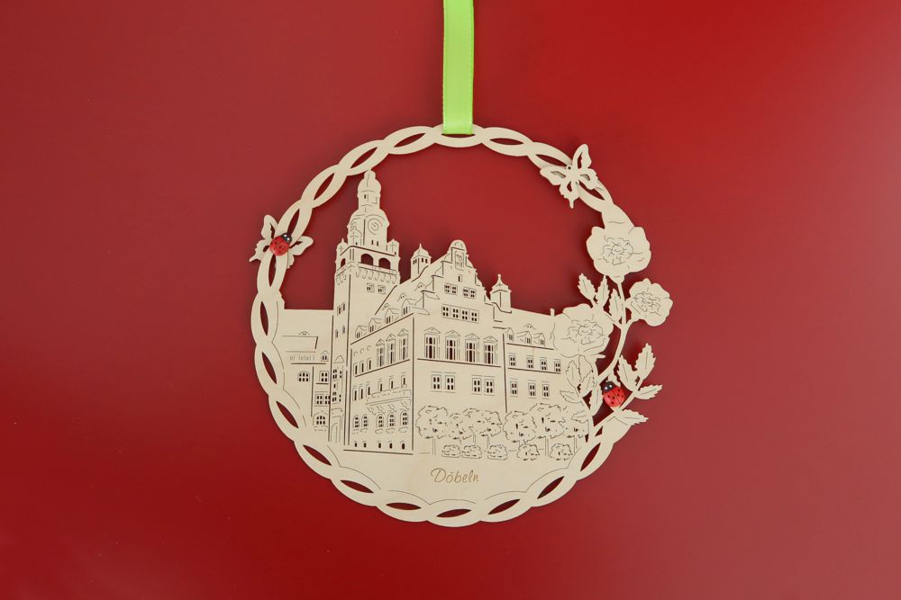 Döbeln Rathaus Fensterbild ganzjährig