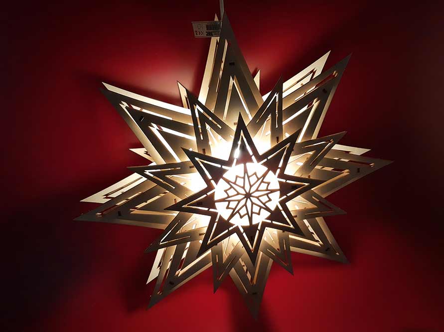 Fensterbild beleuchtet 3D-Stern