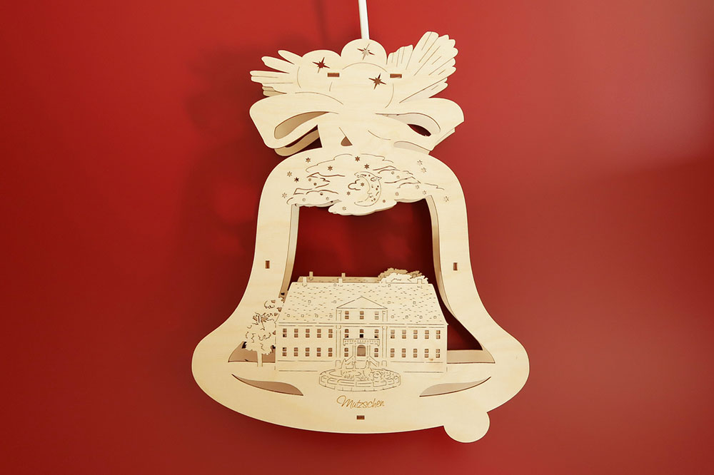 Fensterbild beleuchtet Mutzschen Schloss